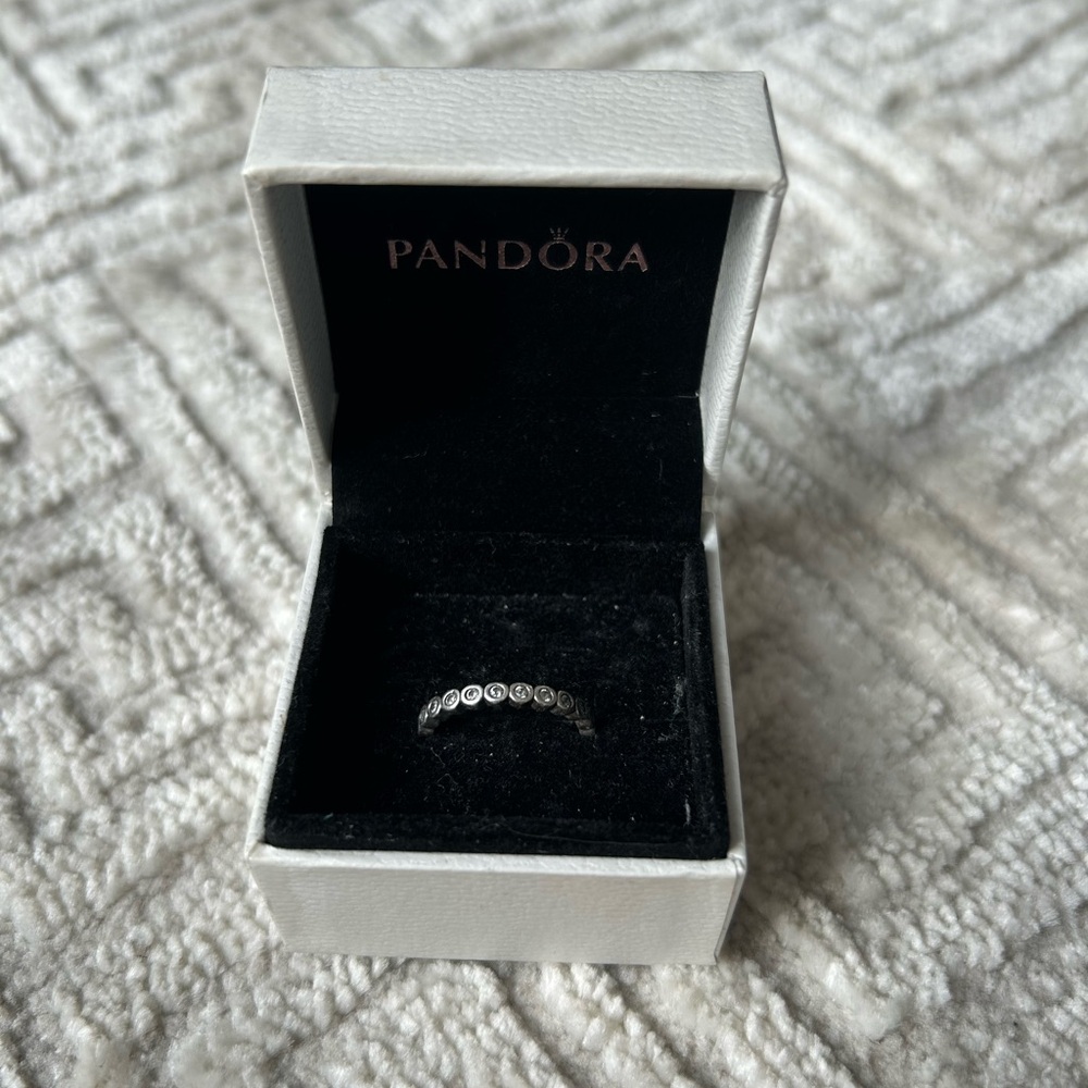 Pandora Ring